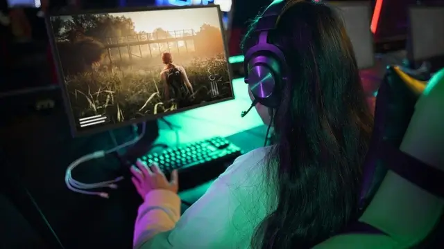 Juegos en Línea como Punto de Entrada a las Comunidades Digitales